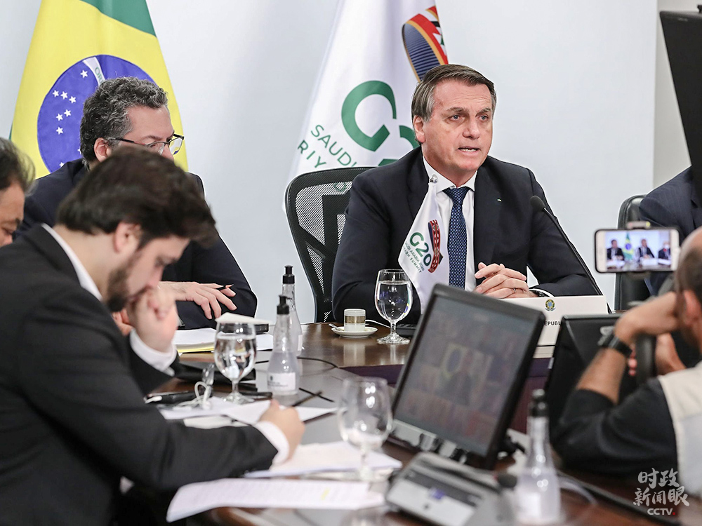 ������ͳ������������Ƶ��ʽ��ϯG20�쵼�˵�15�η���һ�׶λ��飬�����¹ڷ���Ӧ�Բ��ԡ�